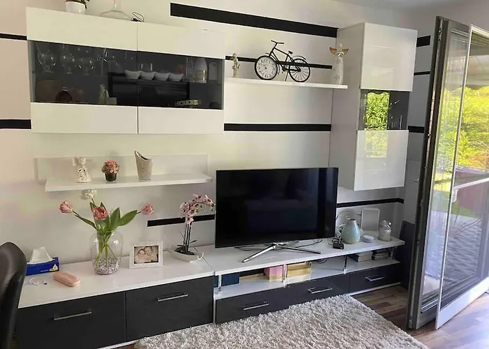 Tolle 3 Zimmer Wohnung Mit Garten